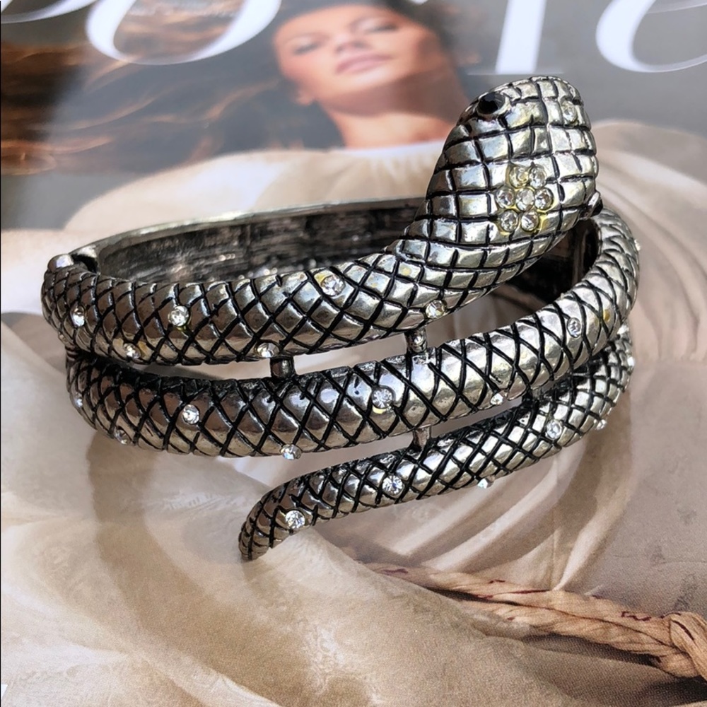 Silver snake hinged bracelet
